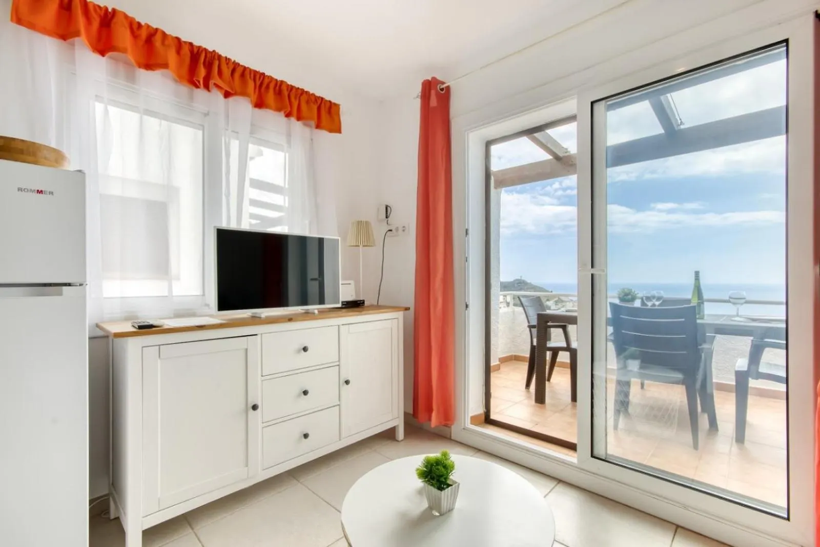 Villa Buraux Roses 0*,